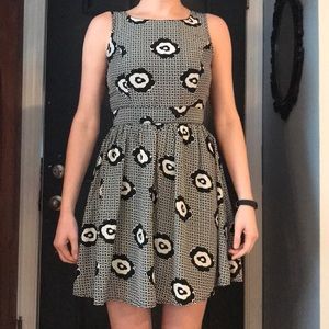 Black and white summer dress!!
